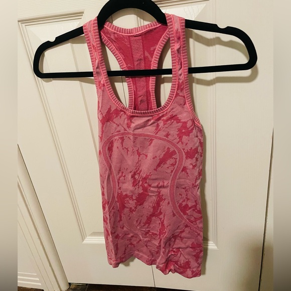 lululemon athletica Tops - Lululemon Tank